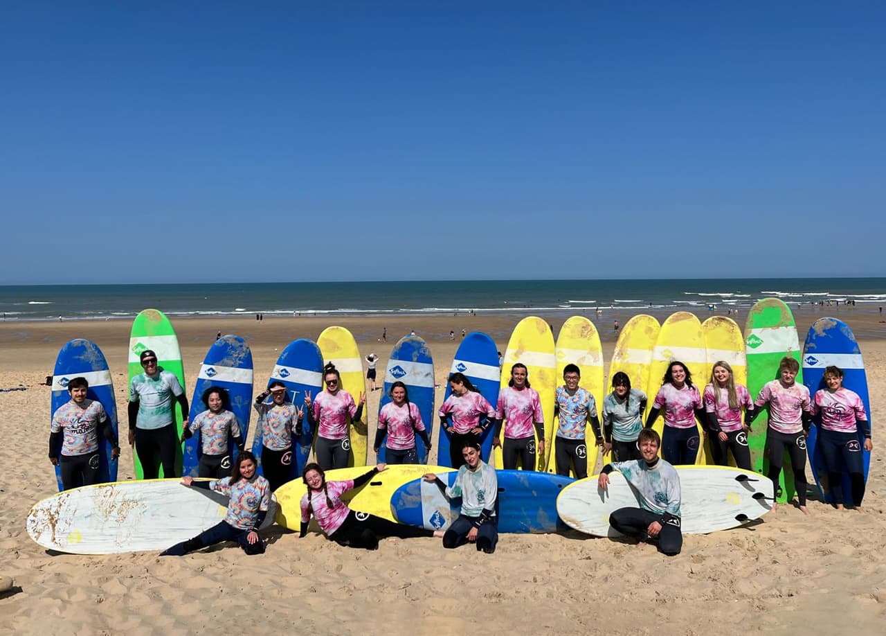 Weekend d'intégration d'école avec Big Mama Surf School Lacanau